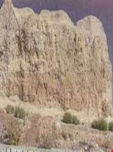 قصر سرخ بهرام گور ( تل خاکی صفاشهر )