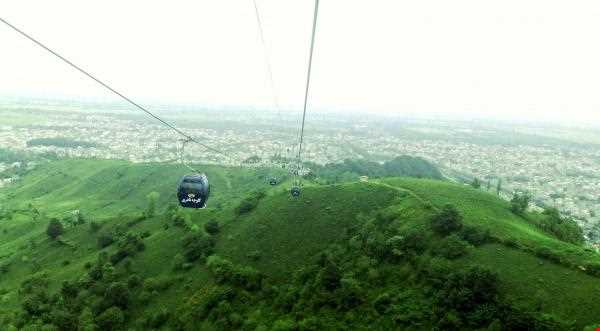 Chairlifts Ahar - Lahijan