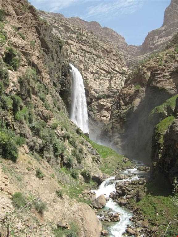 Kerodi kon Waterfall