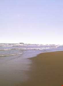 روستا و ساحل حاجی بکنده