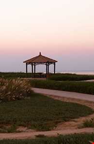 اسکله و پارک میر مهنا