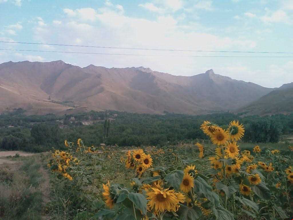 dozakh darreh waterfalls