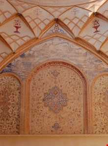 خانه تهامی ( خانه ایرانی )