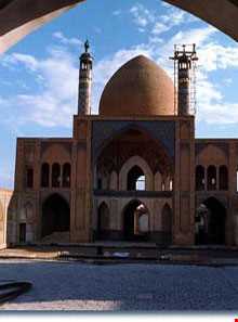 مسجد و مدرسه آقا بزرگ کاشان