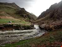 چشمه آب معدنی گشایش