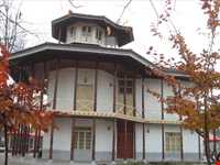 Kolah Farangi Edifice