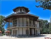 Kolah Farangi Edifice