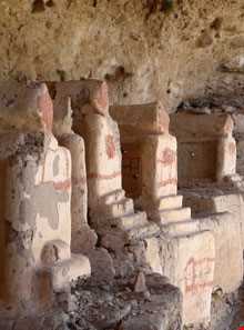 Haftad Molla Cemetery