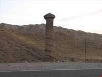 dudkesh-e jen ( takht div - Jen chimney )