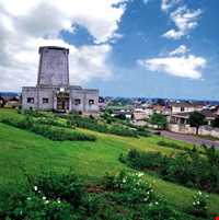 موزه تاریخ چای لاهیجان ( آرامگاه کاشف السلطنه )