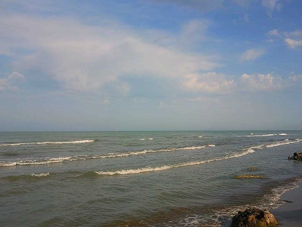 ساحل صدف آستارا