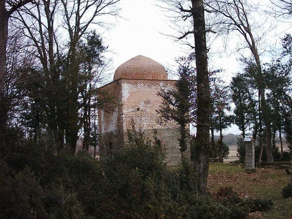 Tomb of Sheykh Taje-e Din