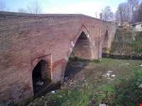 پل خشتی تجن گوکه