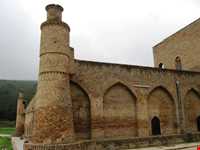 مسجد و مدرسه کریم ایشان