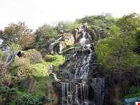 آبشار شیطان کوه