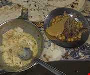 دوگوله دودار (آبگوشت دوغ دار)