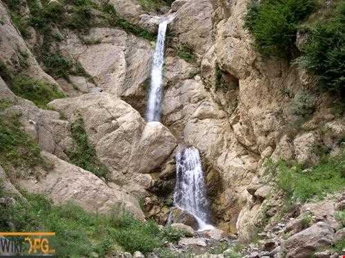 آبشار لارچشمه