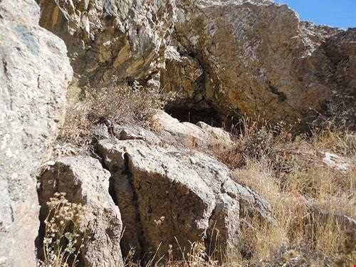 غار سفید آب