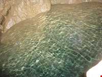 غار سفید آب