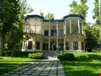 کوشک احمدشاهی