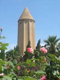 برج گنبد قابوس