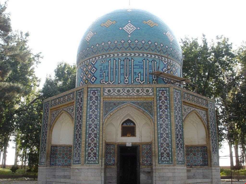 Attar neyshaboori tomb