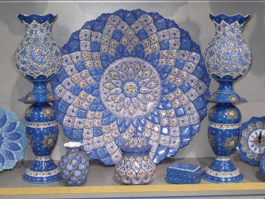 Enamel working (Mina Kari)