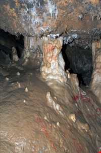 Gol zard cave