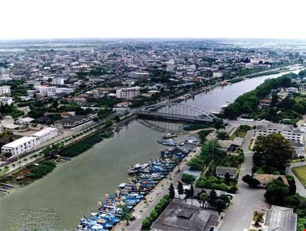 Babaolsar park and boat docks