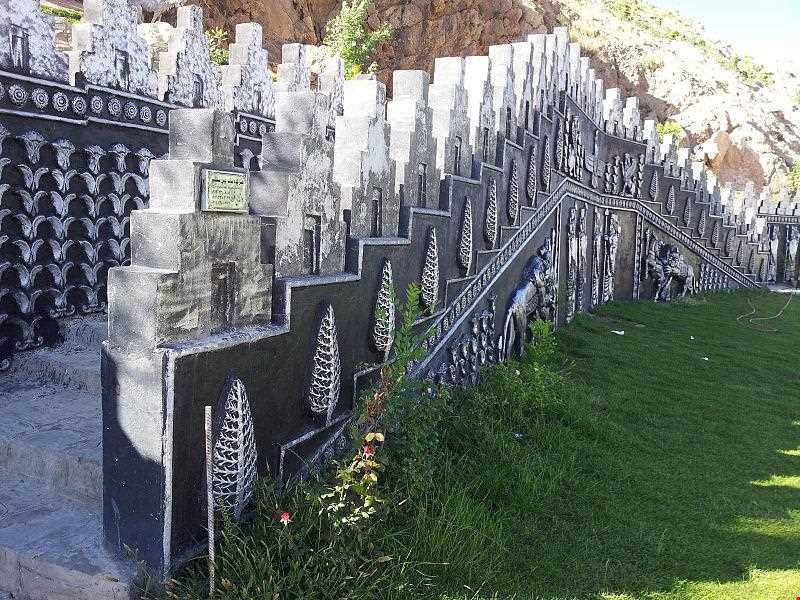 Mahdi Shahr Waterfall Park