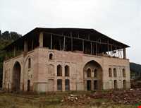 Cheshmeh emarat garden