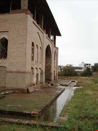 Cheshmeh emarat garden