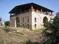 Cheshmeh emarat garden