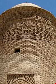 گنبد پیر علمدار