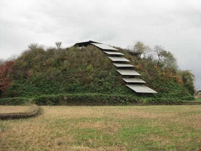 Gerdkouh ancient hill