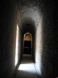 معبد آناهیتا بیشاپور