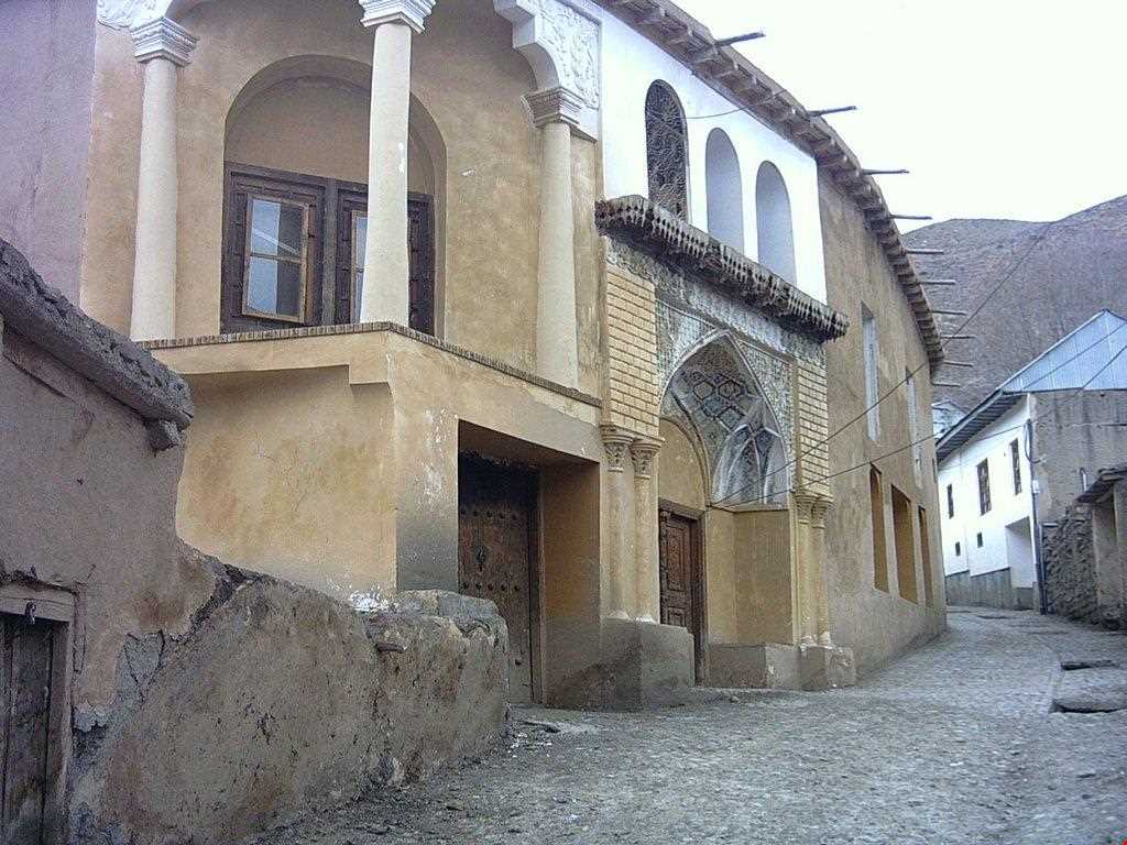 خانه نیما یوشیج