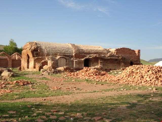 کاروانسرای قانلی بولاغ