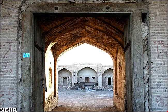 کاروانسرای قلعه شور