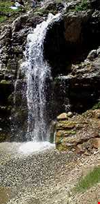 آبشار و روستای چرات