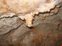 Beton cave ( ezhdeha cave )