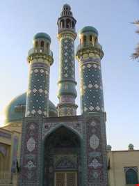 Lar Mosque 