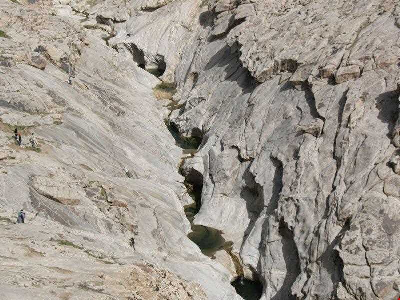 Haft hooz natural garden pond