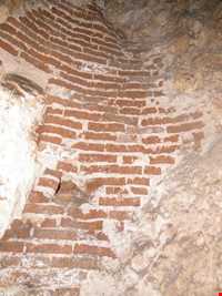 غار چاه قلعه بندر