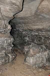 غار بله زار