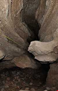 غار بله زار