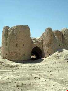 Narengestan Castle