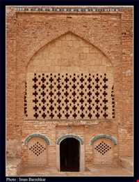Tomb of Yaghoub Leys Safari