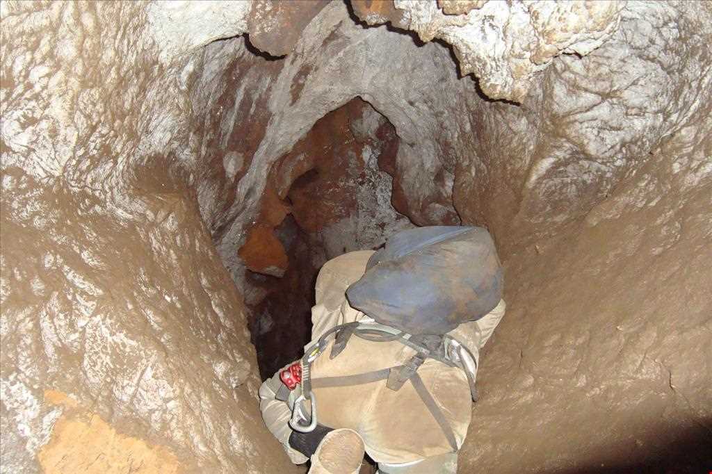 غار کان گوهر