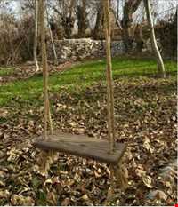 روستای بانقلان و قلعه توت